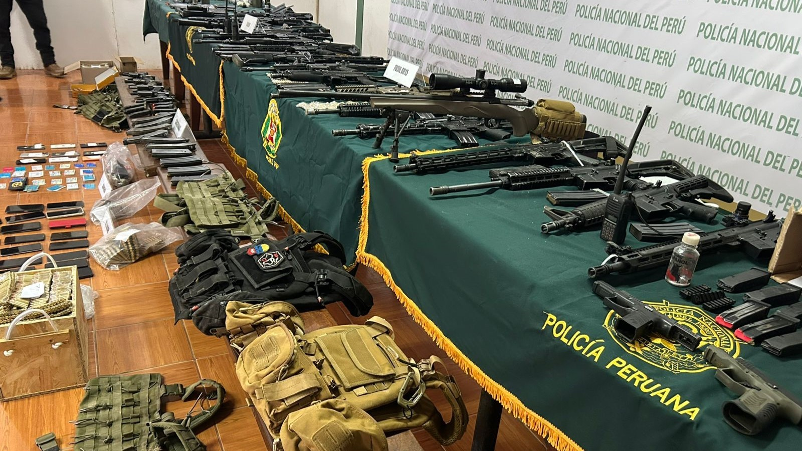 Más de 340,000 armas sin registro circulan en el país