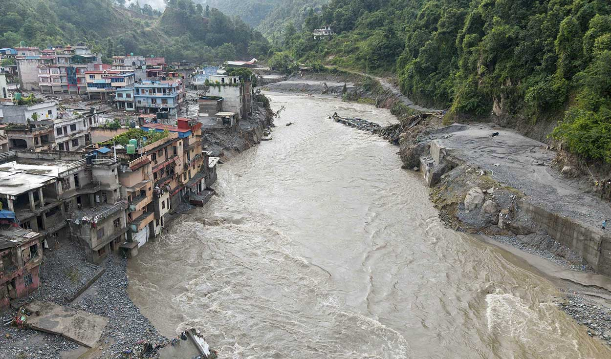 Recientemente, un alud de hielo y rocas sorprendió a los equipos de monitoreo, generando una inundación repentina en Nepal y afectando al condado de Gyirong en Tíbet