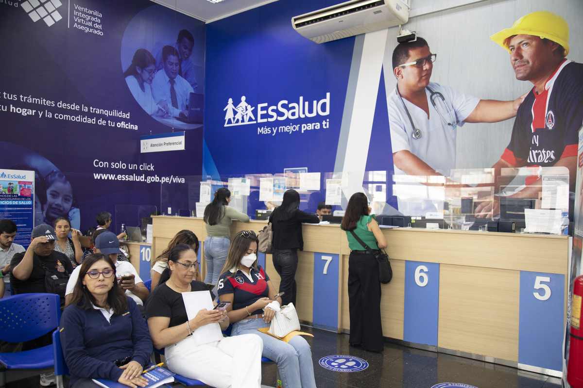 Peru's EsSalud to Transfer Funds for Pending Payments to Hospitals