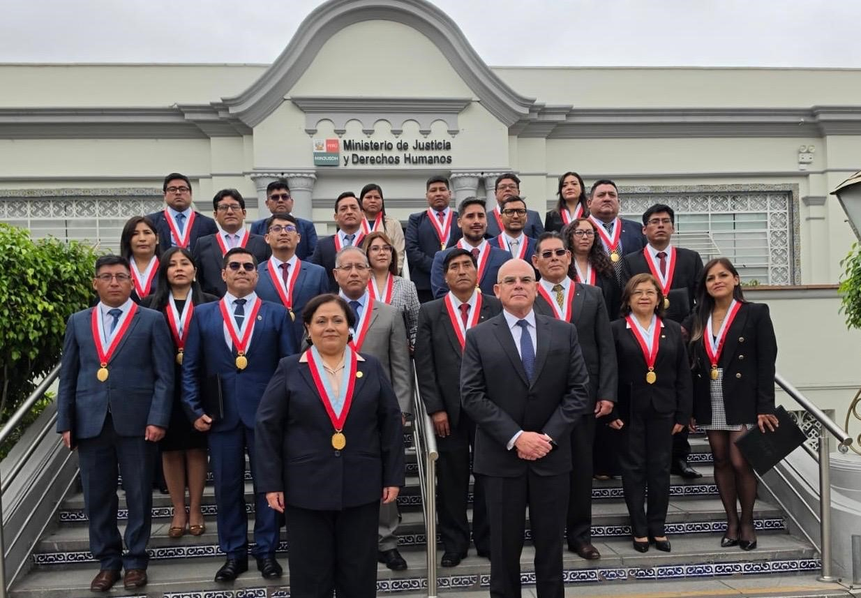 Peru State Attorney Swears In 50 New Public Prosecutors