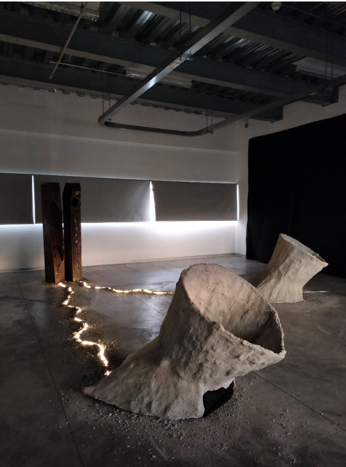 LIMA. “Lengua desgarrada”. Instalación escultórica sonora con activación performativa de Gabriela Alejandra Macha Núñez. Imagen: Difusión.