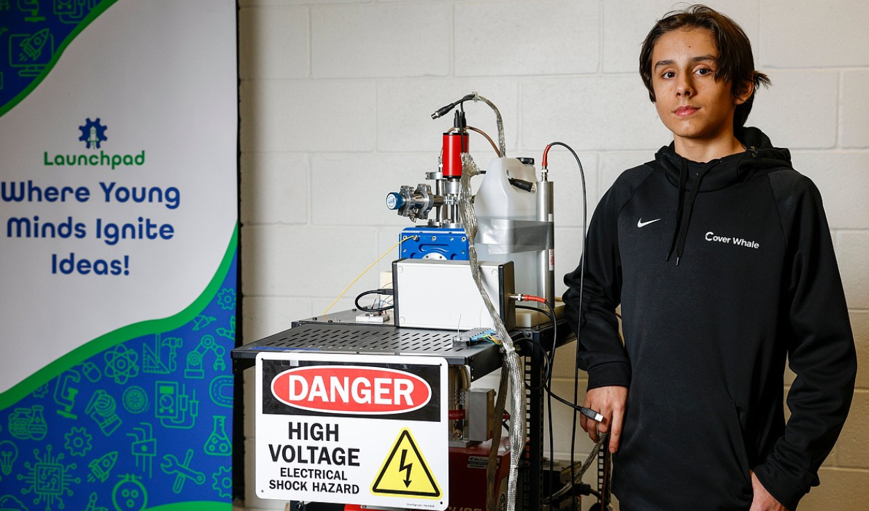 Dallas Boy, 12, Builds Nuclear Fusion Device at Home
