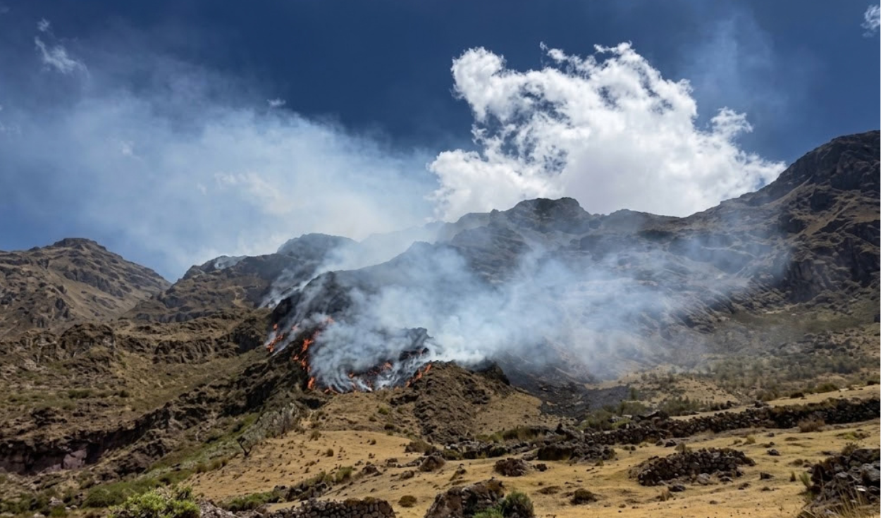 Wildfire in Peru's La Libertad Destroys 17 Hectares