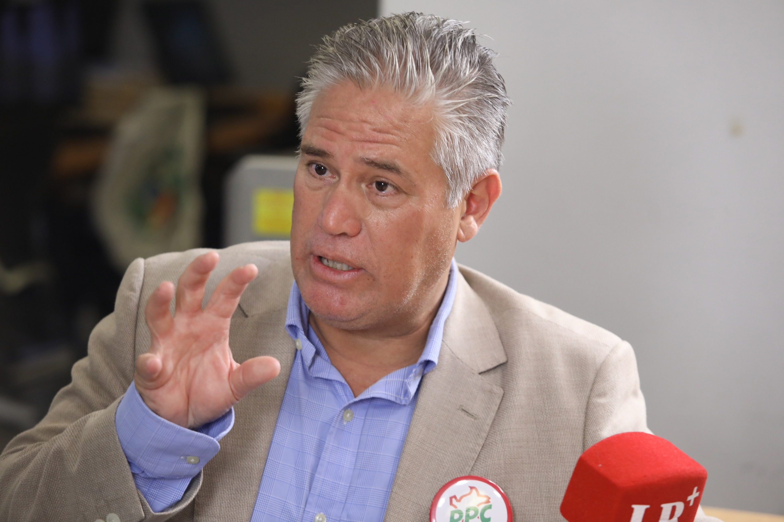César Stuart Launches San Isidro Mayor Campaign for PPC