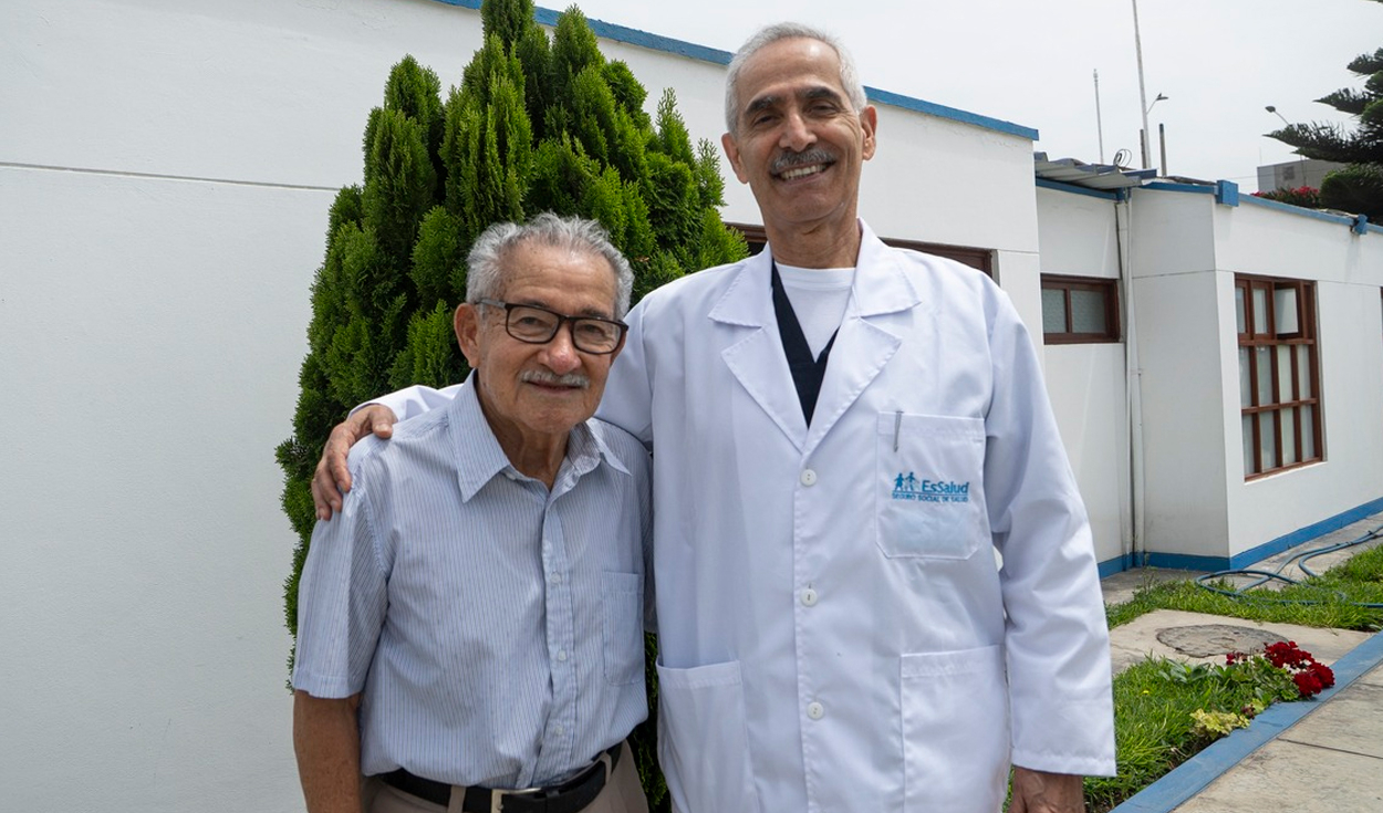 Paciente de 95 años supera cáncer de colon tras sobrevivir a compleja cirugía y con apenas 6 g/dL de hemoglobina