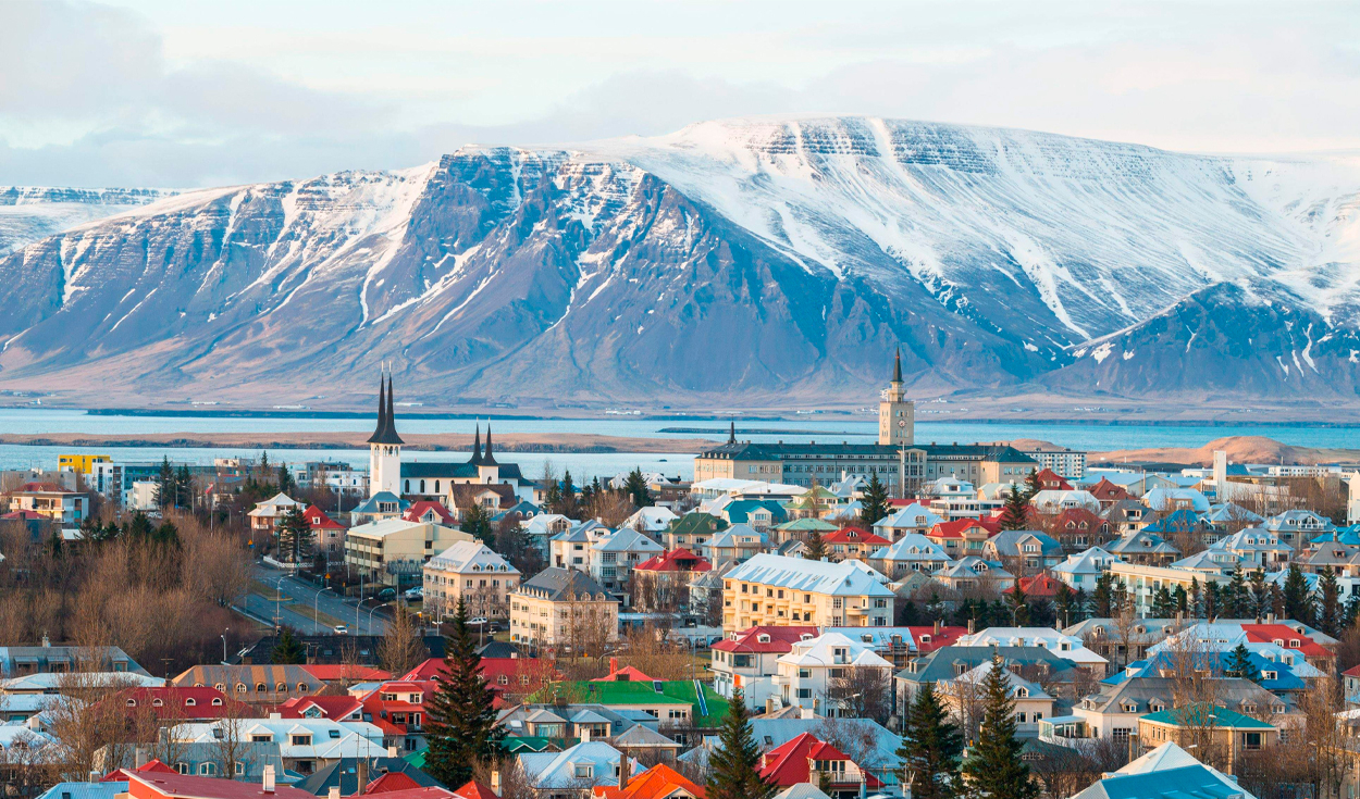 Buscan voluntarios para vivir gratis en Islandia con tres comidas diarias y dos días libres a cambio de ayudar 32 horas por semana