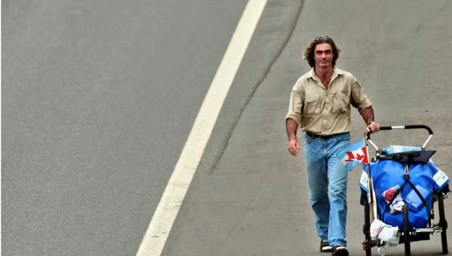 Inició su travesía el 18 de agosto de 2000, tras la quiebra de su negocio en Montreal