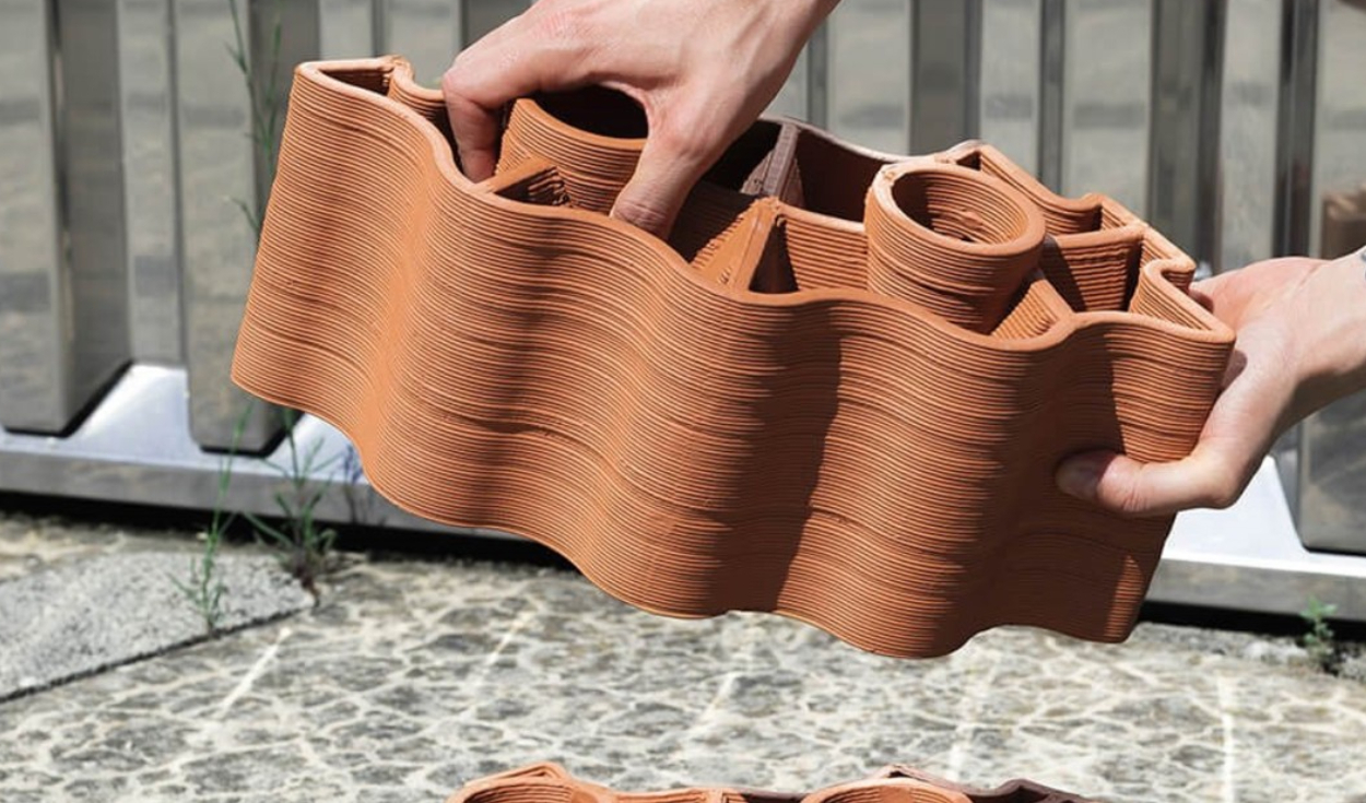 Jóvenes inventores diseñaron un ladrillo con ventiladores que enfría ciudades usando energía: la idea es combatir el calor y que los edificios dejen de ser parte del problema