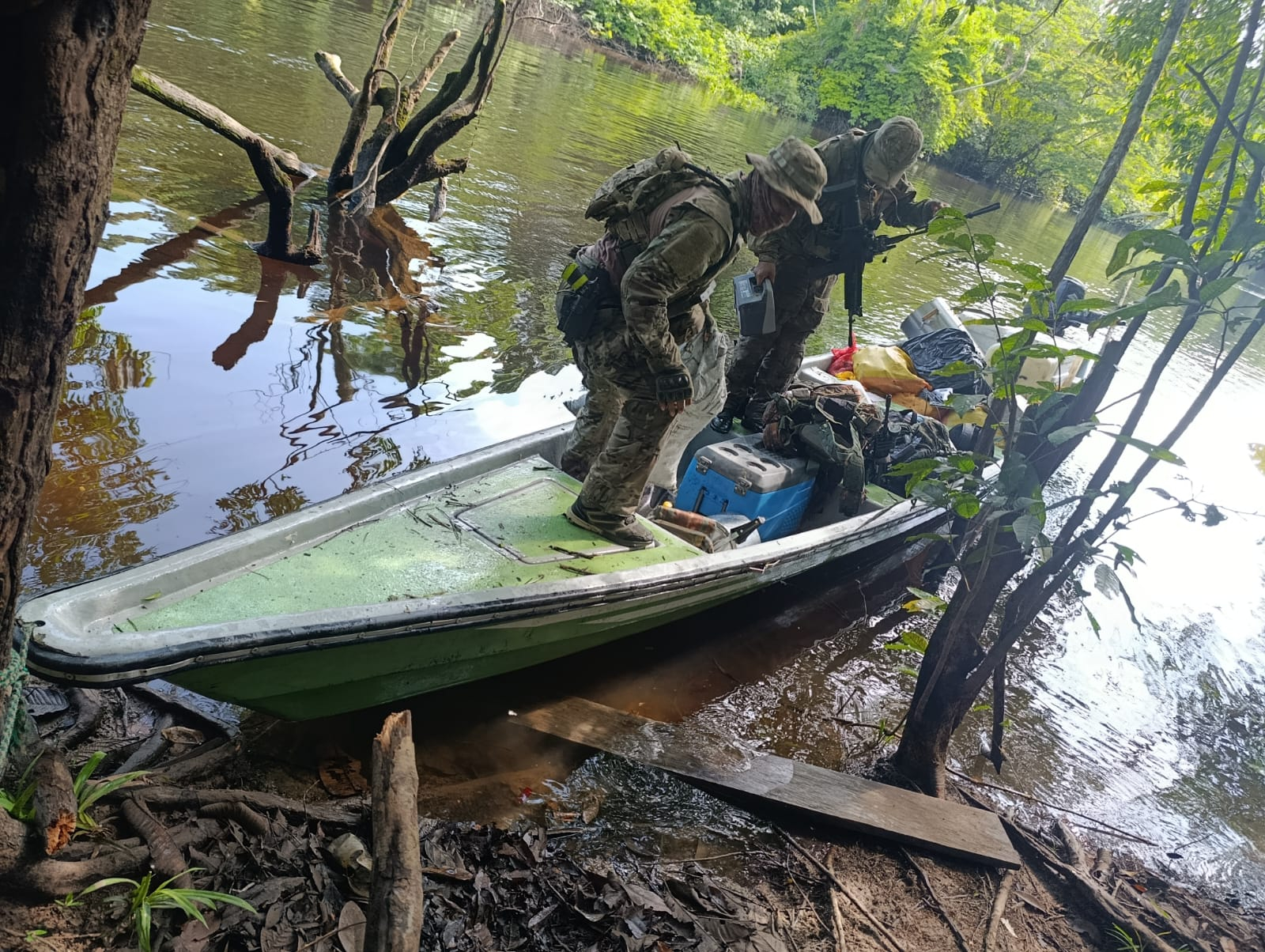 Putumayo: Fuerzas combinadas se enfrentan a grupo criminal ‘Los comandos de la frontera’