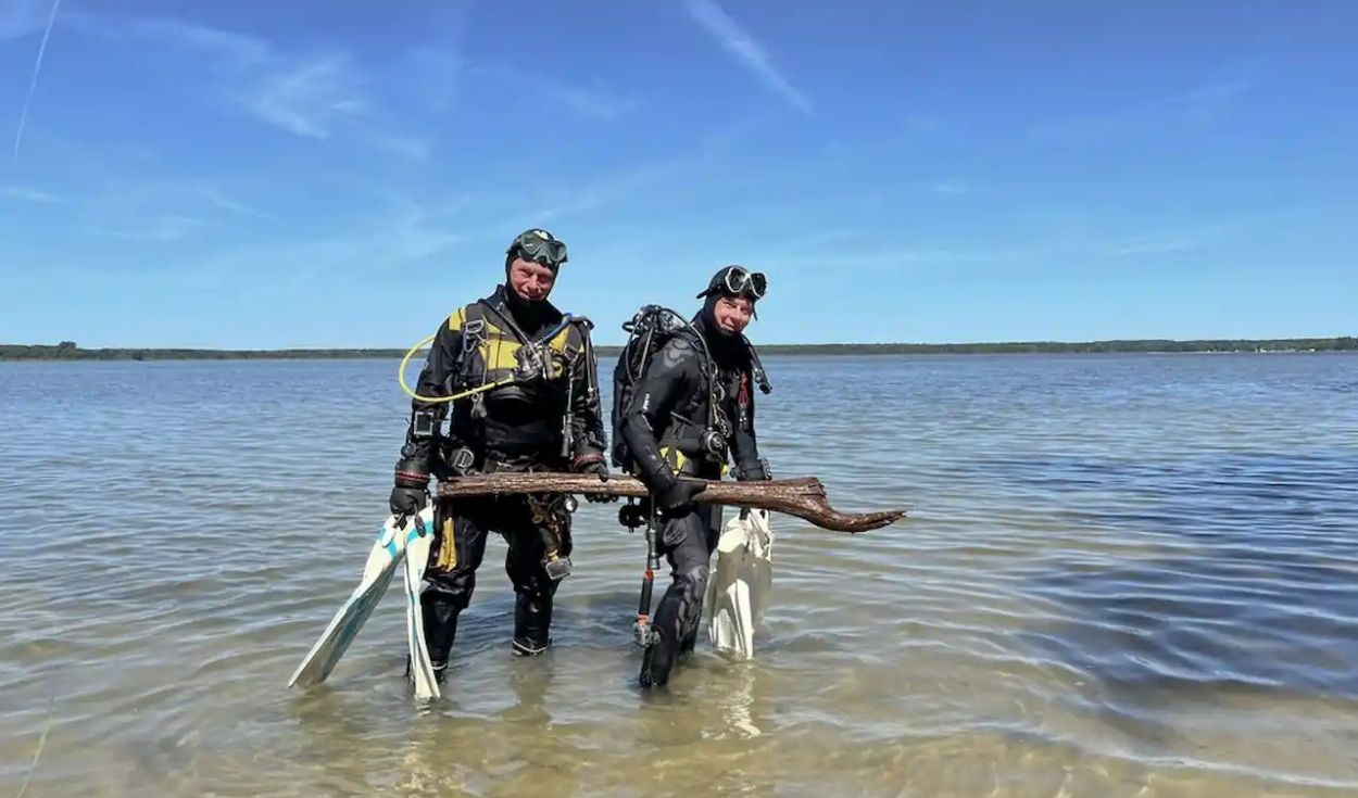 Investigadores hallan en un lago de Alemania maderas talladas de hace 10.500 años que podrían cambiar lo que sabemos de nuestros antepasados