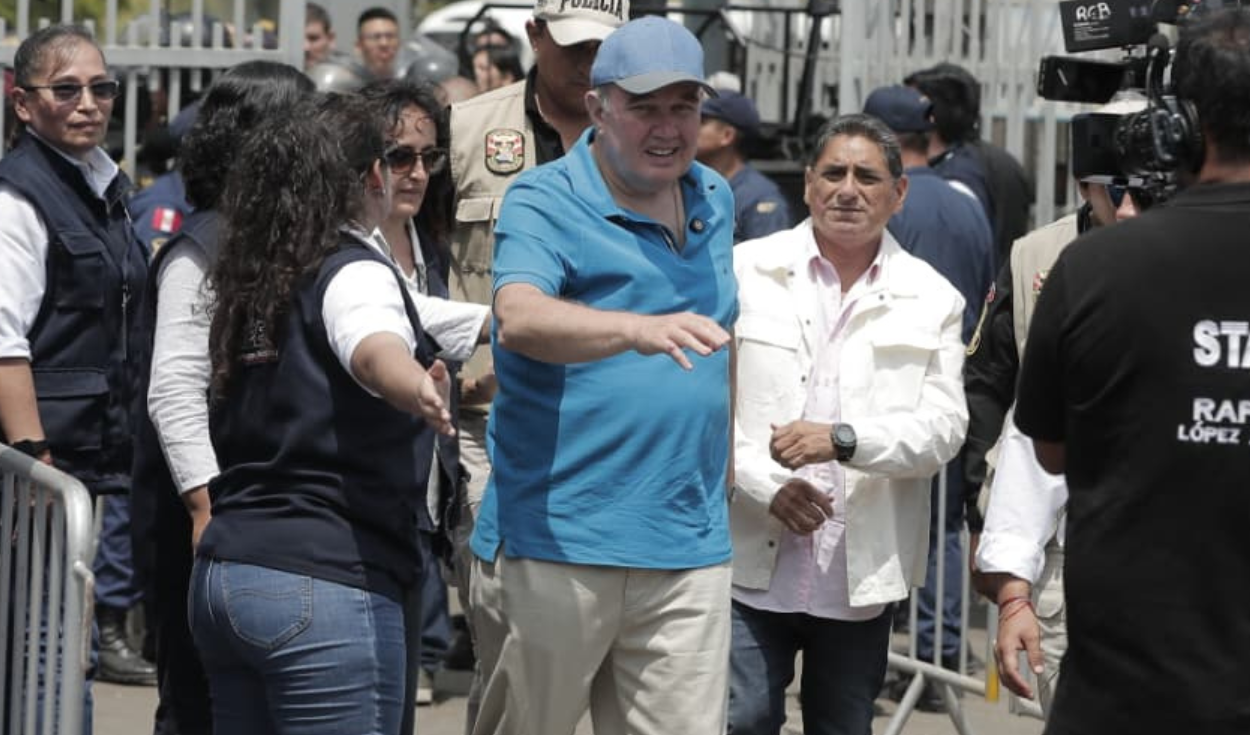 López Aliaga no promete completar su mandato si asume como alcalde: "En cuatro años pasan muchas cosas"
