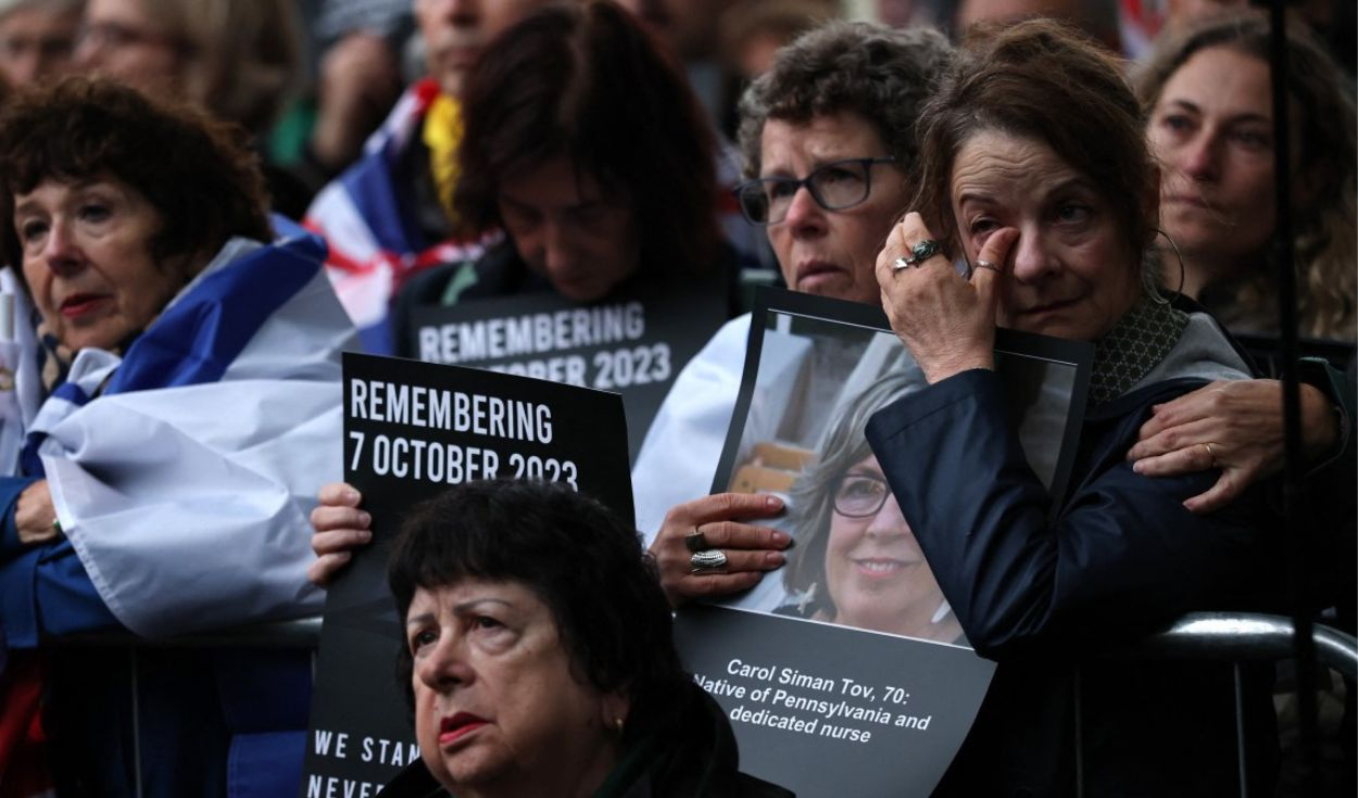 Israel conmemora tres años del ataque del 7 de octubre con homenajes, protestas y reclamos contra Netanyahu