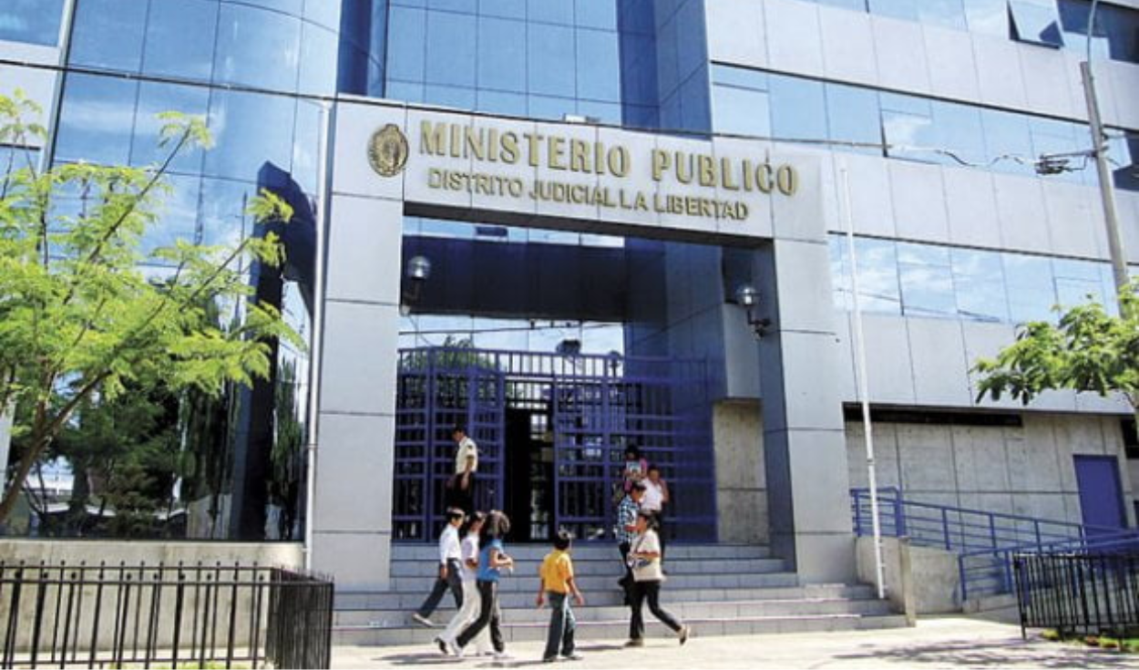 La Libertad: Fiscalía investiga a tres policías como presuntos integrantes de organización criminal dedicada a tráfico de terrenos