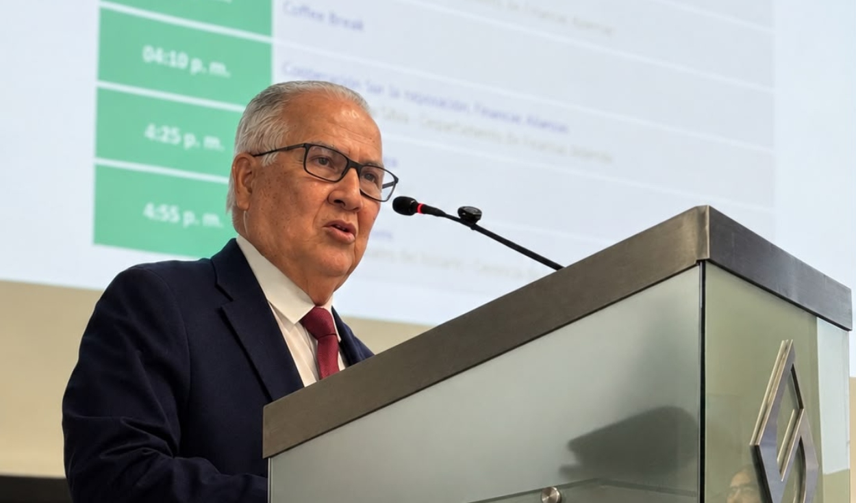 López Chau retoma propuesta de fondo soberano de riqueza para financiar la industrialización del Perú
