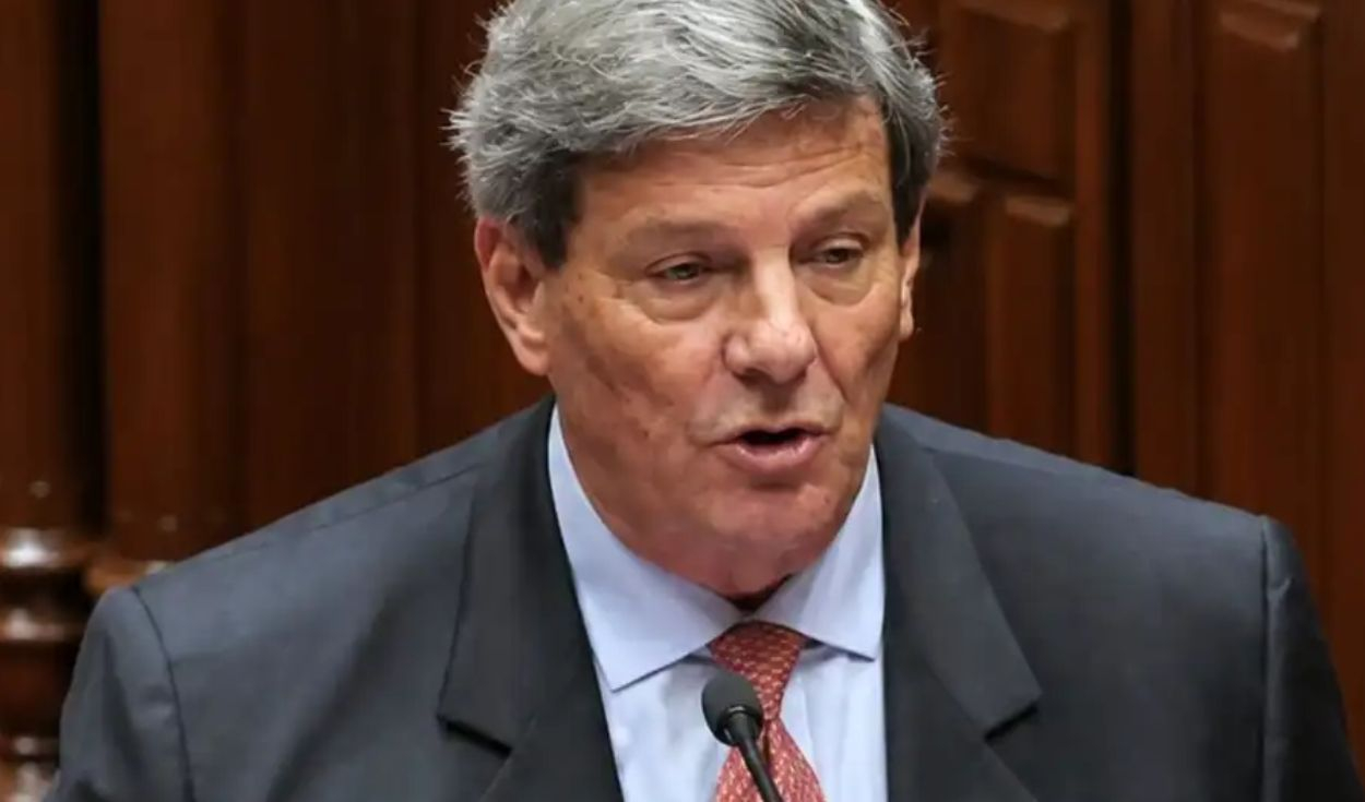 Rafael Rey confiesa que le ofrecieron la embajada del Perú en España: "No hay decisión tomada"