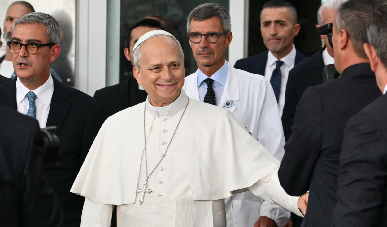 Papa León XIV sí podría viajar a Sudamérica en noviembre, según cirujano que lo operó: "No hay motivos clínicos por los que no se pueda realizar"