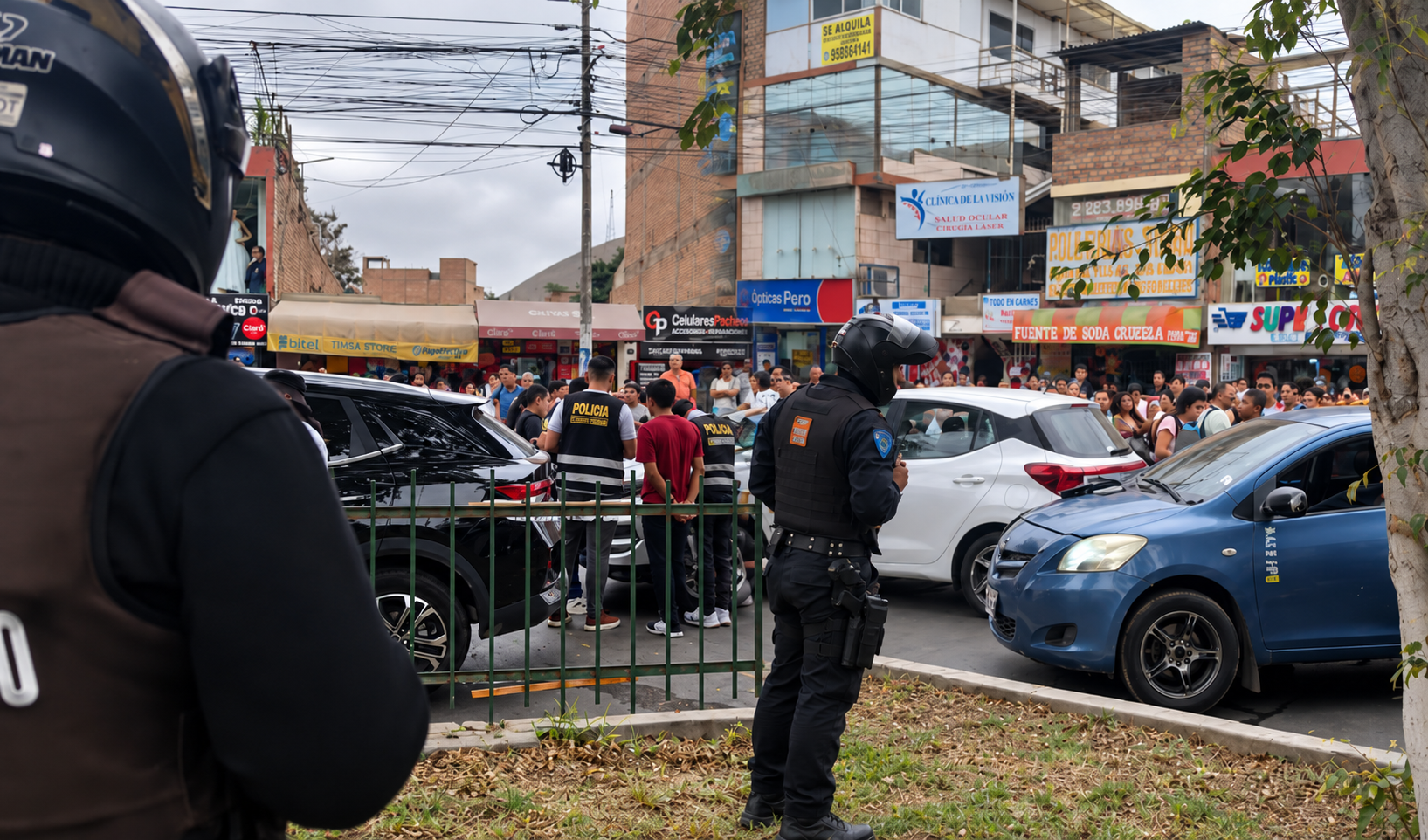 Detienen a 6 policías en flagrancia tras presunto intento de asalto a banco en Los Olivos: tenían rastros de billetes marcados en su auto