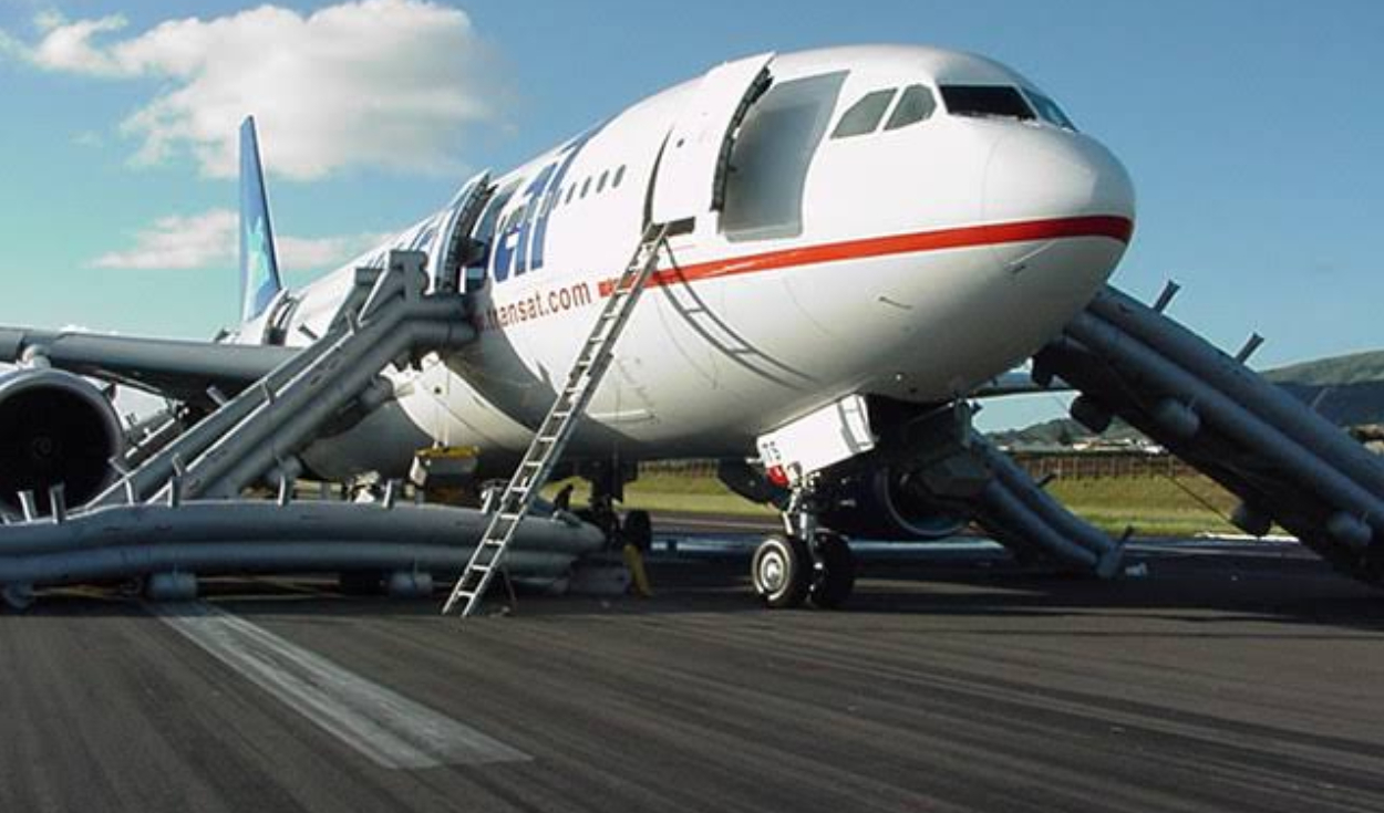El avión después del aterrizaje de emergencia. Foto: Wikimedia