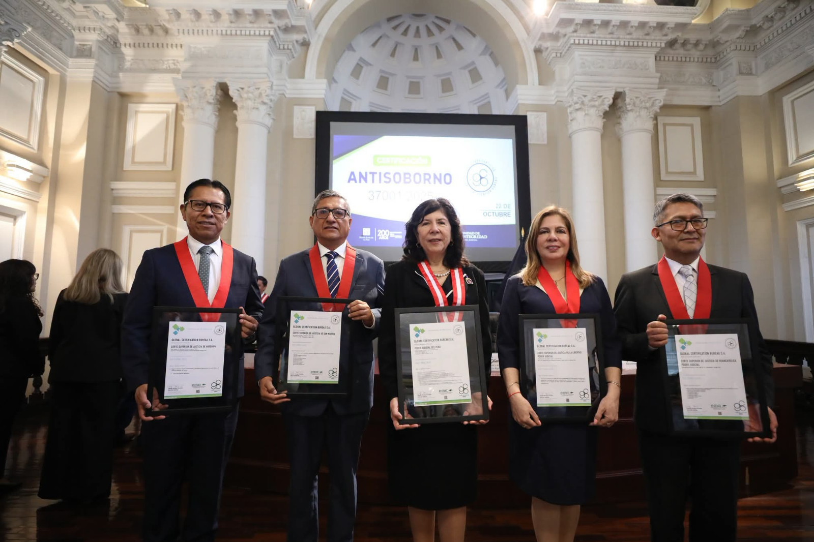 Corte de La Libertad recibe certificación internacional antisoborno