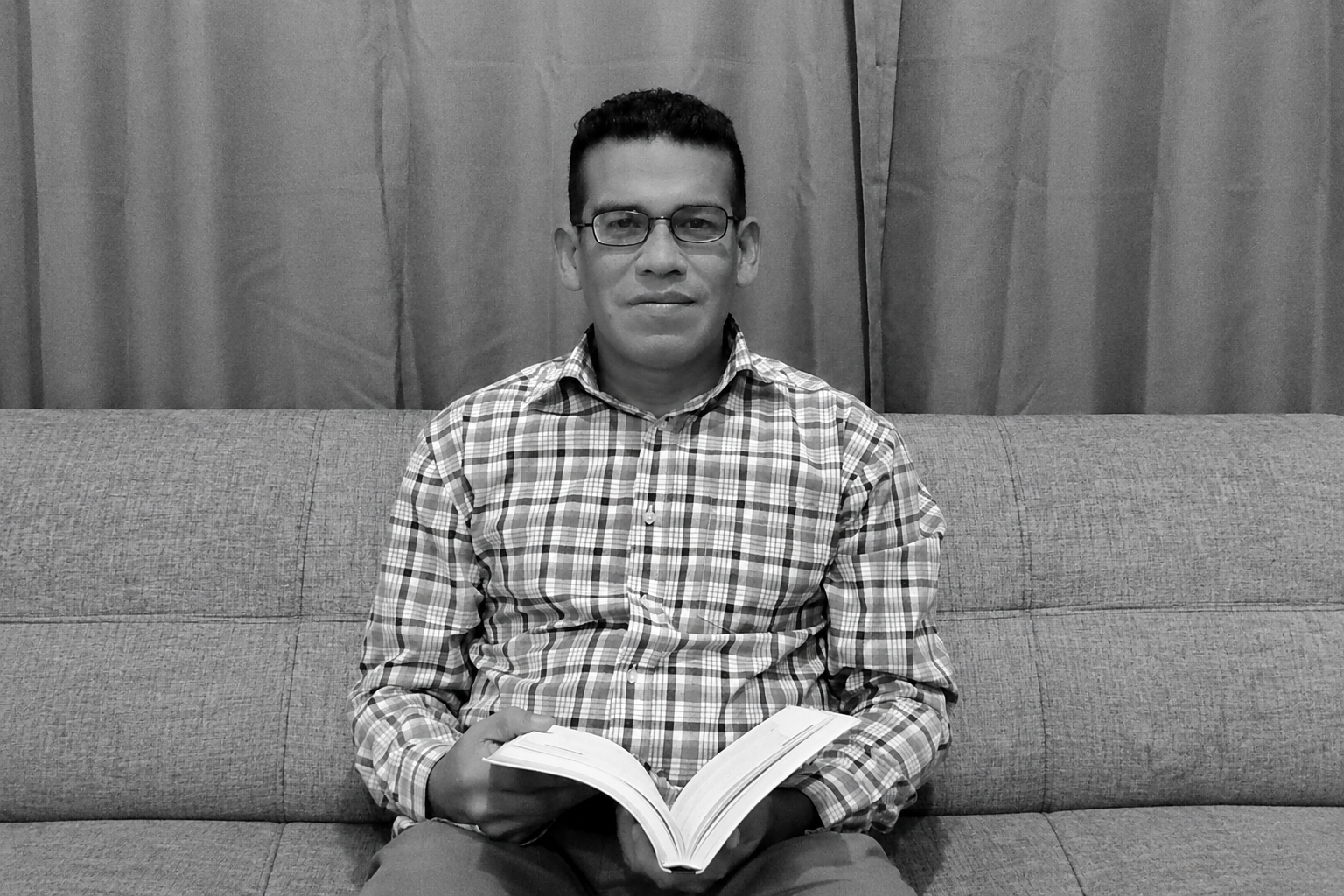 ¿Autor o algoritmo?: la polémica por la novela "Donde el agua trabaja", de David Silva Rojas