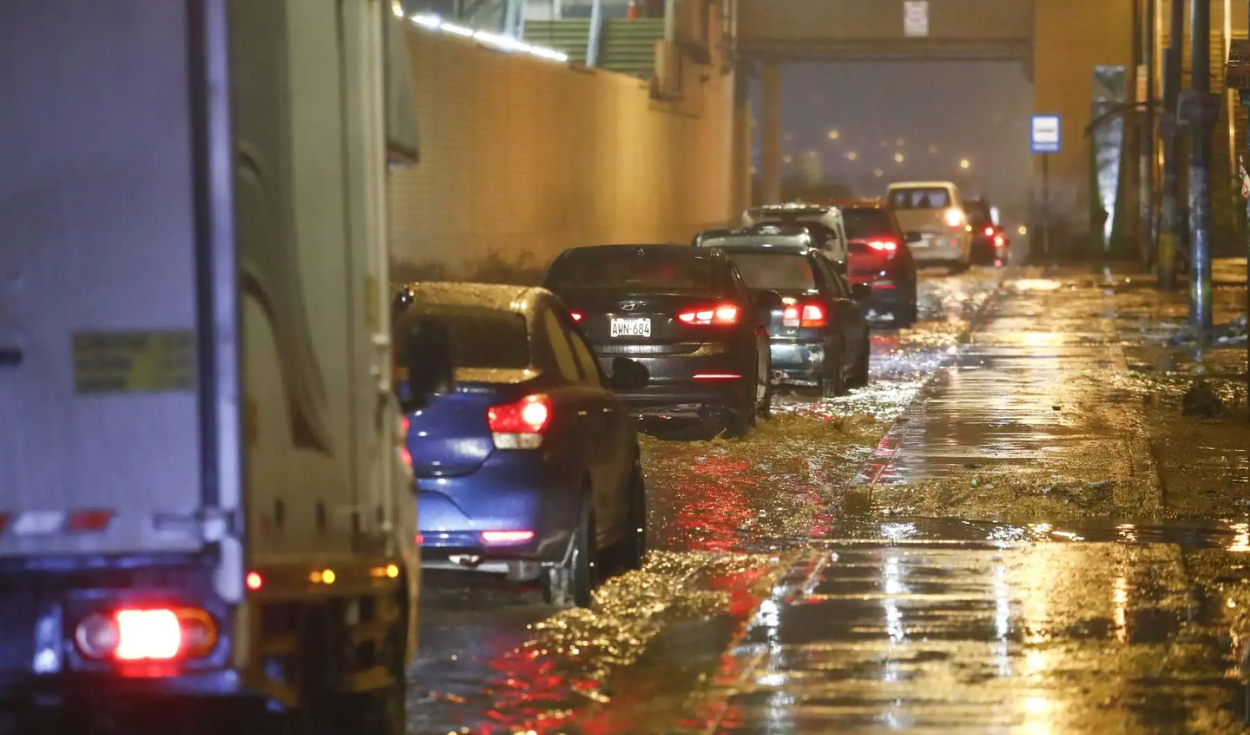 Lima registró 8 horas continuas de lloviznas este domingo: ¿hasta cuándo habrá precipitaciones, según Senamhi?