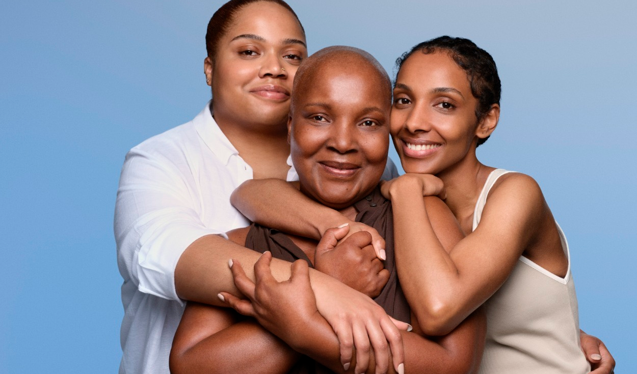 5 claves para la detección temprana del cáncer de mama y el cuidado de la piel durante el tratamiento