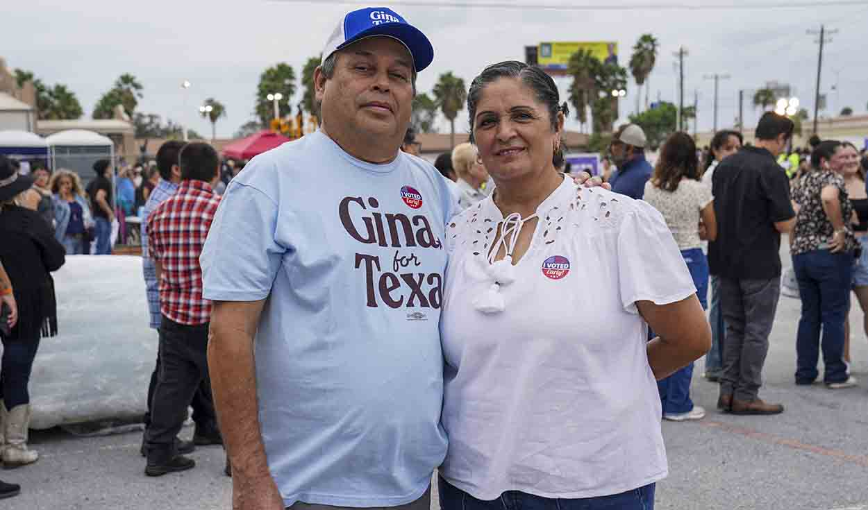 Los latinos de Texas reconsideran su apoyo a Trump por las redadas migratorias y el costo de vida